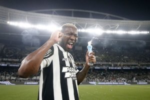 Patrick de Paula entra na mira do Paysandu