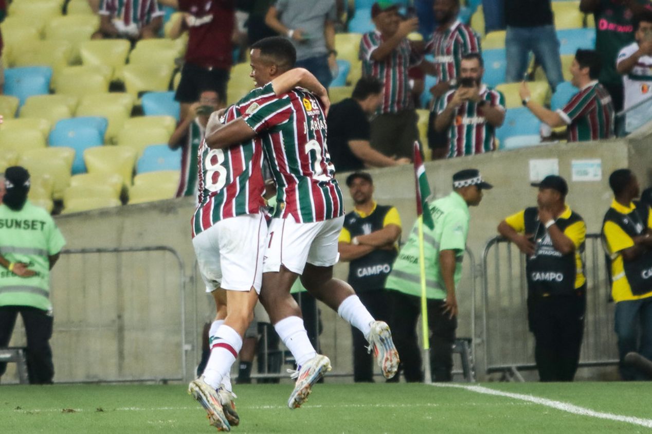 Jhon Arias teve atuação destacada pelo Fluminense contra o Grêmio