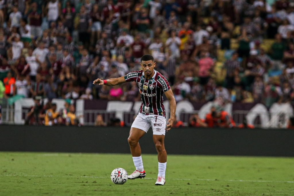 André no Wolverhampton: entenda contrato, valores e bonificações que podem render dinheiro ao Fluminense