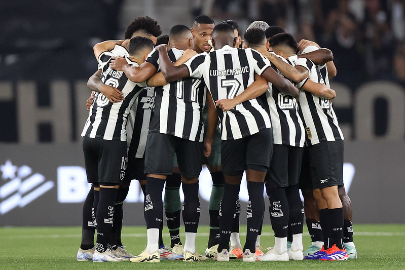 Botafogo vai usar força máxima