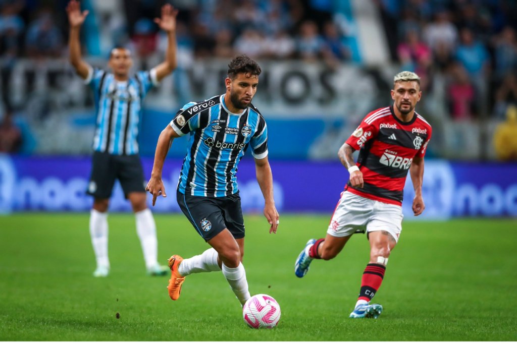 Grêmio e Flamengo se enfrentam pelo Brasileirão