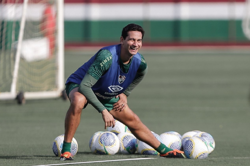 Santos consulta investidores para viabilizar contratação de Ganso, do Fluminense, em 2025