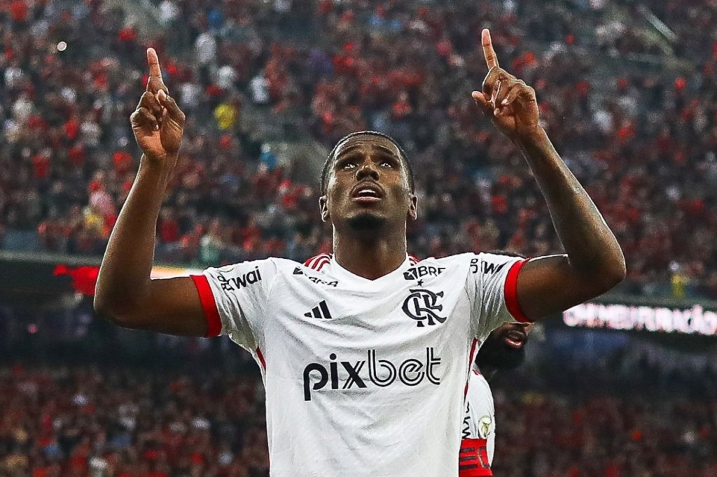 Evertton Araújo entra na mira do Grêmio