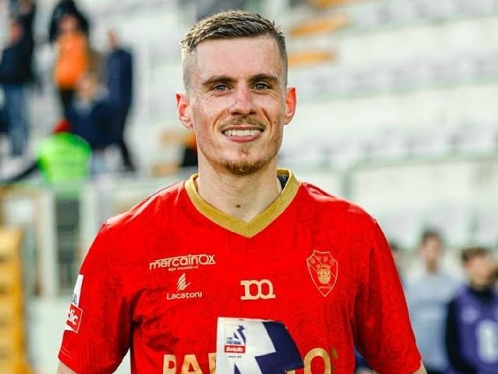 Maxime Rodriguez vai assinar contrato com o Vasco até junho de 2028