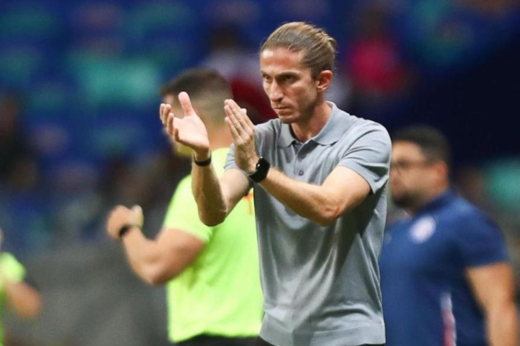 Filipe Luís já montou o planejamento do Flamengo para o período da Data FIFA