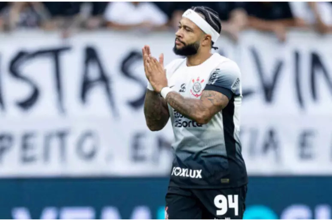 Memphis é cobrado por torcedores do Corinthians