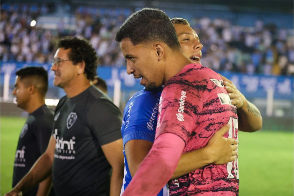 Paysandu vence a Chapecoense pela Série B