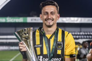 Sanchez renova contrato com o Volta Redonda