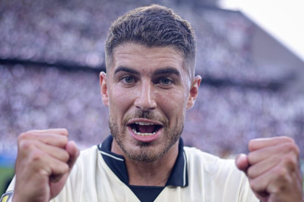 Com salário elevado, Pedro Raul tem futuro indefinido no Corinthians para 2025