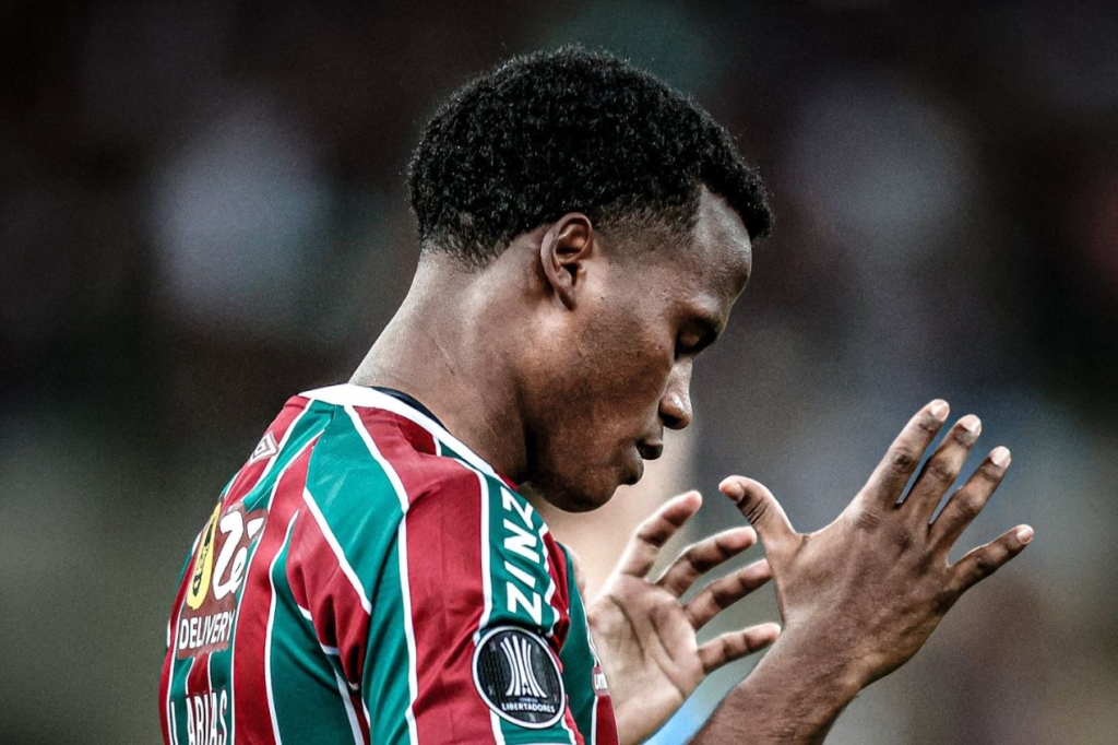 West Ham retoma conversas com estafe de Jhon Arias, do Fluminense