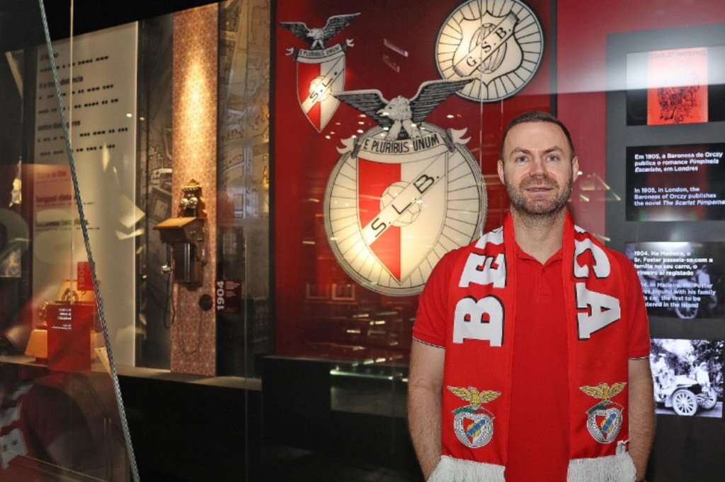 Benfica contrata técnico brasileiro campeão da Copa Libertadores da América de Futsal