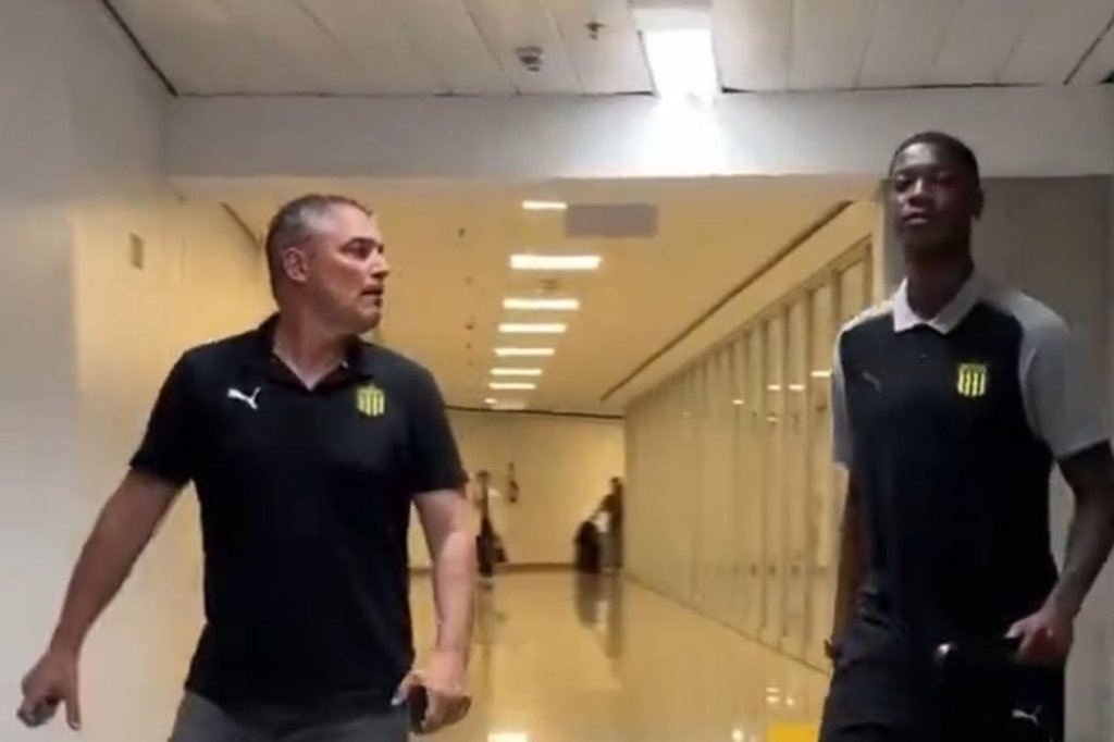 Escalação do Peñarol: Javier Cabrera desfalca, e não Diego Aguirre define substituto