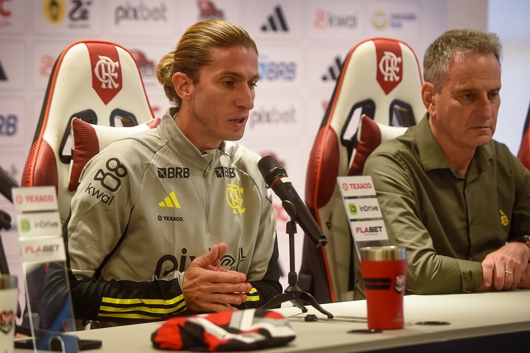 Filipe Luís recebeu apoio de Diego Simeone, seu ex-técnico no Atlético de Madrid, ao assumir comando do Flamengo