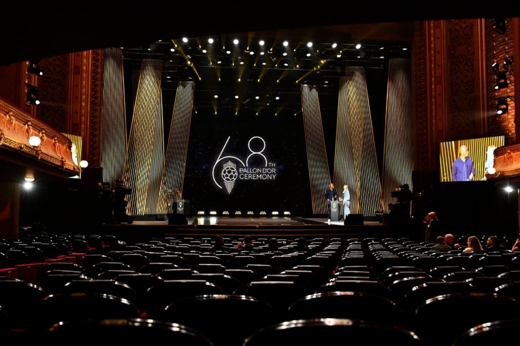 O Real Madrid mudou os planos para o prêmio Bola de Ouro, depois que Vini Jr. foi informado que não receber o troféu