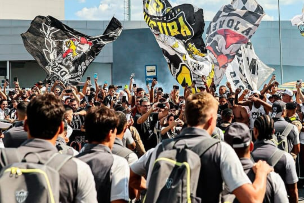 Presidente do Atlético-MG aponta favorito na final da Libertadores: "a gente tem condição de ganhar, mas o favorito é o Botafogo”