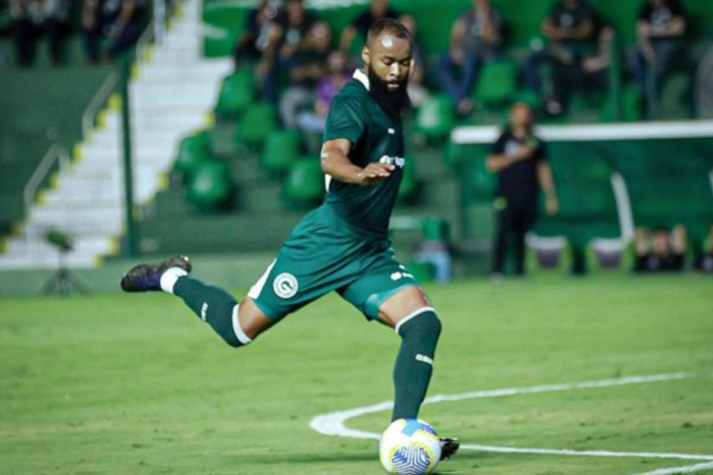 Goiás e Avaí fizeram jogo movimentado na Série B do Campeonato Brasileiro