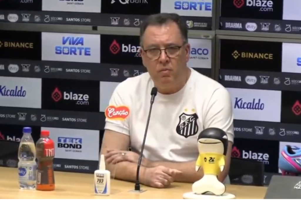 Marcelo Teixeira detona elenco do Santos