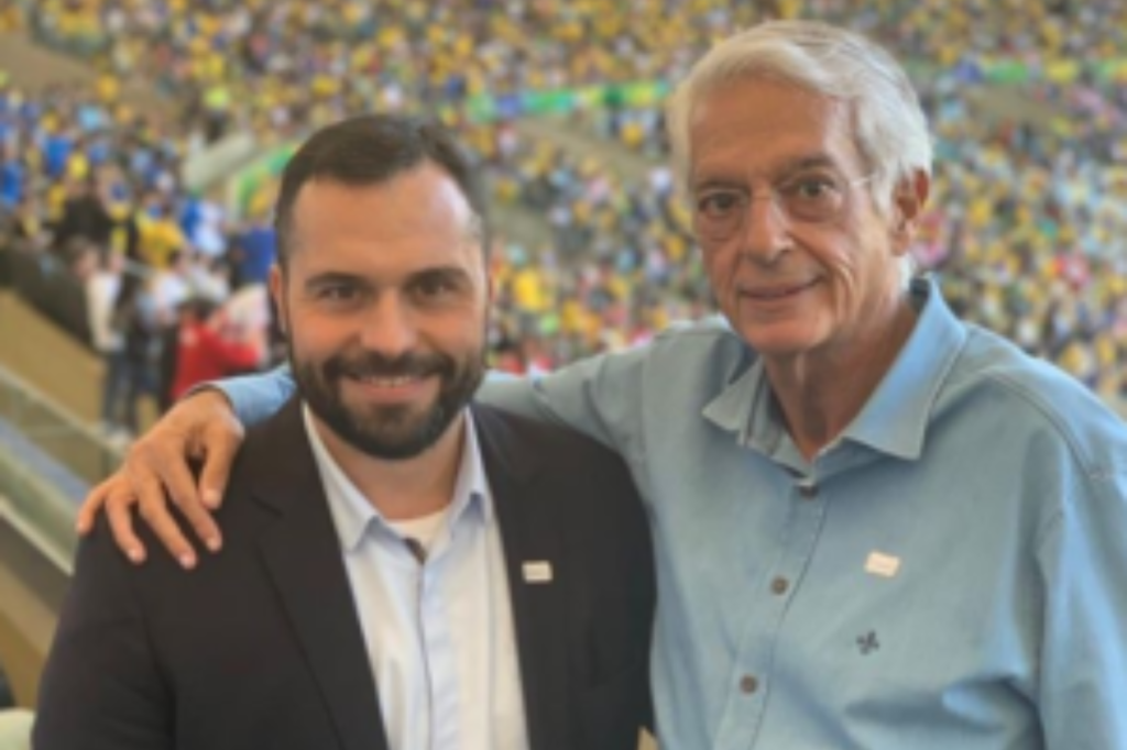 Celso Barros critica Mário Bittencourt