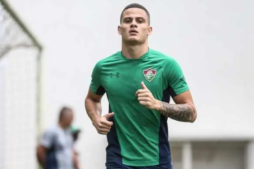 Cariocão 2025: Matheus Mascarenhas, ex-Fluminense, acerta com time que virou SAF