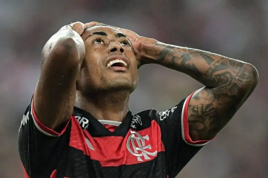 Bruno Henrique fora do Flamengo? Atacante recebe sondagem de clube do Catar