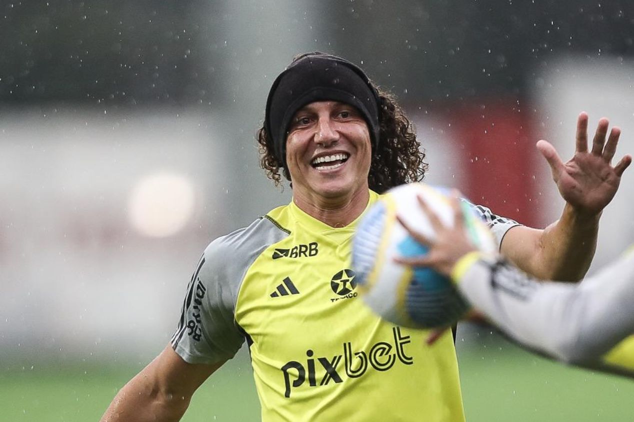 David Luiz vai renovar com o Flamengo ou se aposentar? Saiba a situação do zagueiro