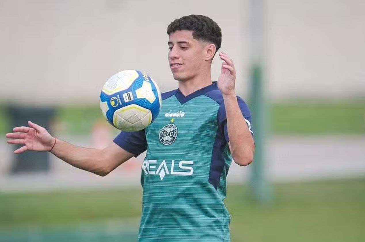 Coritiba devolve Yago Ferreira ao Fluminense antes do fim do empréstimo; entenda