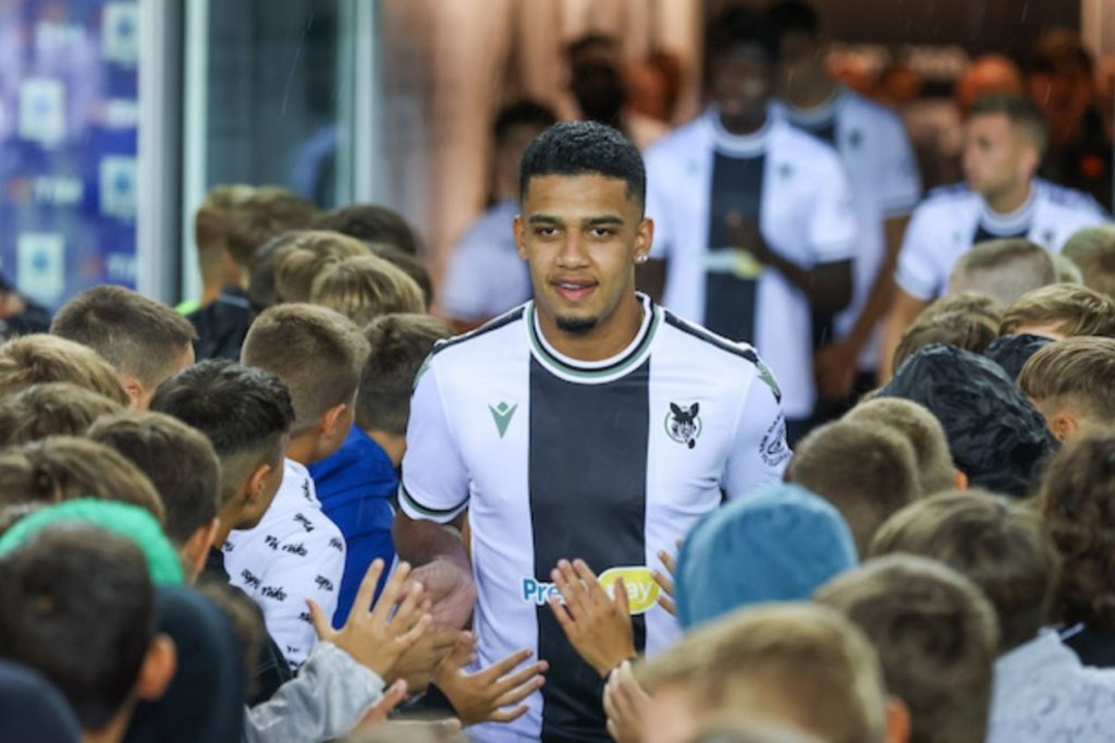 Palmeiras faz sondagem por Brenner, da Udinese, e sonha com atacante para 2025