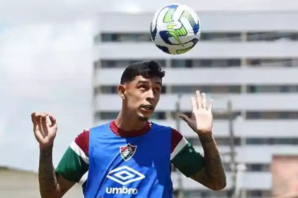 Remo estuda contratar Vítor Mendes, ex-Atlético-MG e Fluminense, suspenso por escândalo de apostas