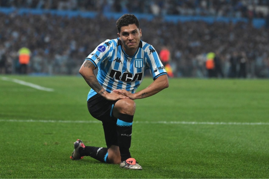 Entenda por que o Vasco não conseguiu contratar Juan Quintero, do Racing