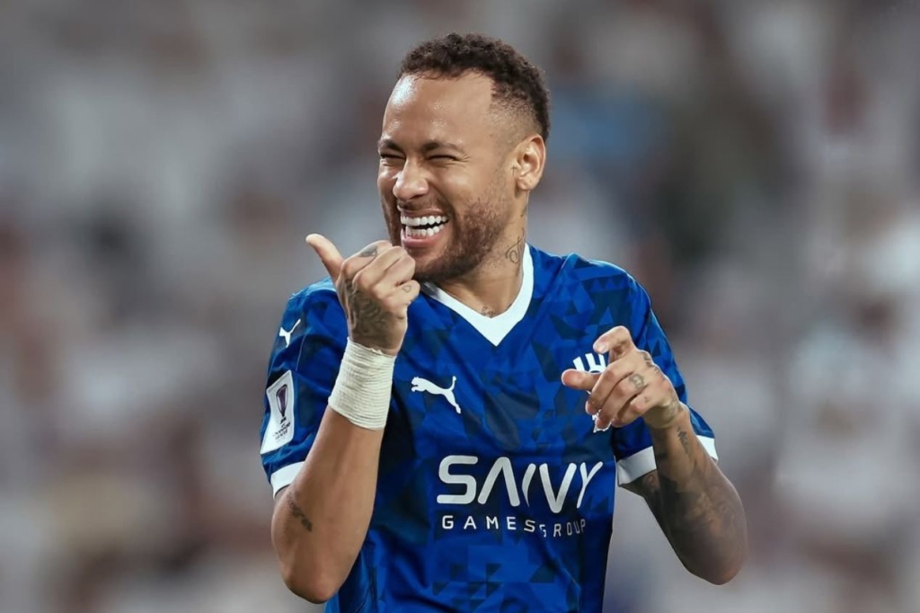 Neymar sente nova lesão