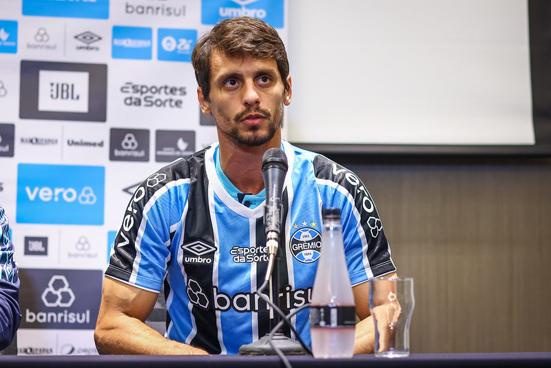 Rodrigo Caio atuou apenas cinco partidas pelo Grêmio.