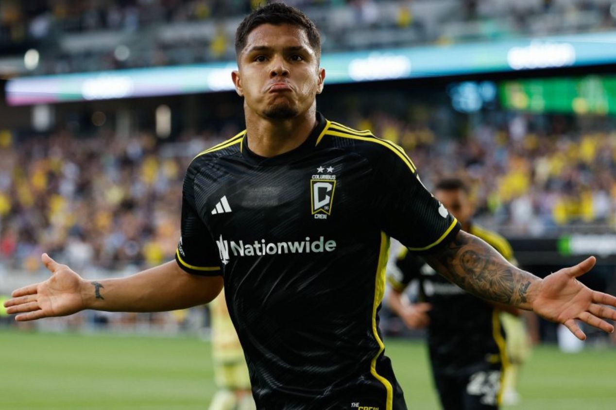 Cucho Hernández no Botafogo: saiba salário, contrato e multa rescisória do atacante no Columbus Crew