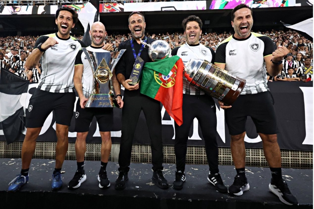 Retrospectiva 2024: Libertadores, Brasileirão e Artur Jorge marcam temporada vitoriosa do Botafogo