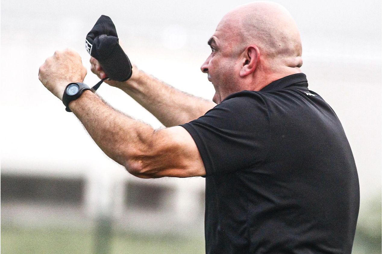 Conheça Carlos Leiria, técnico do time Sub-23 que irá comandar o Botafogo nas primeiras rodadas do Cariocão