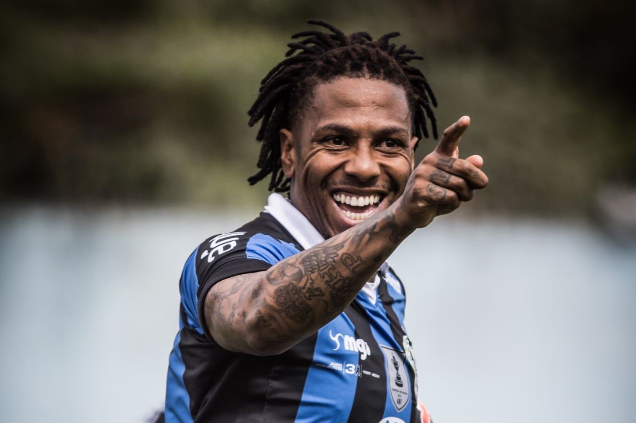 Abel Hernández é oferecido ao Paysandu, mas nome não empolga