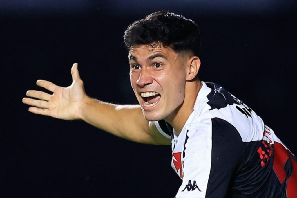 Sem renovação com Vasco, Pablo Galdames acerta transferência para o Independiente