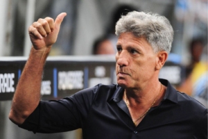 Renato comanda o Grêmio neste domingo