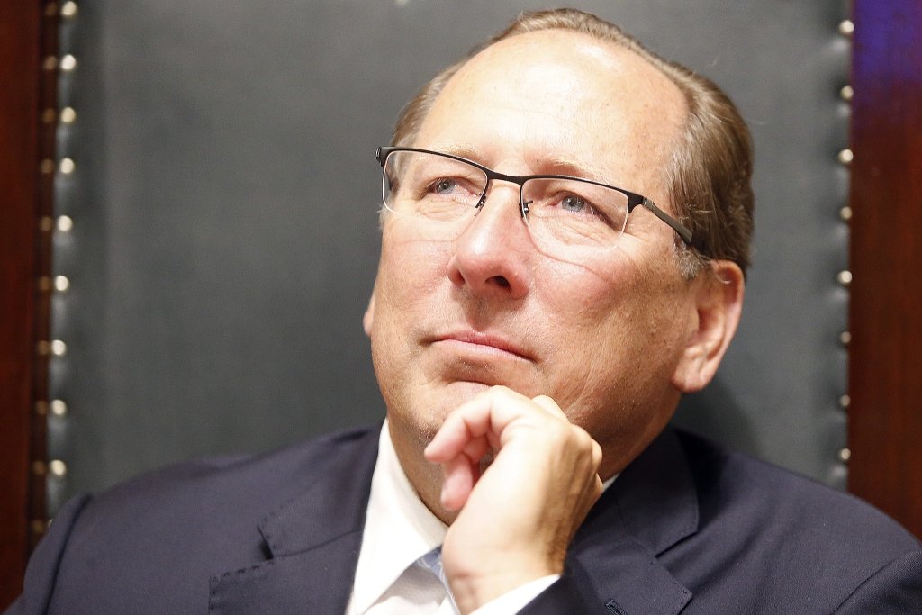 John Textor busca novo técnico para o Botafogo