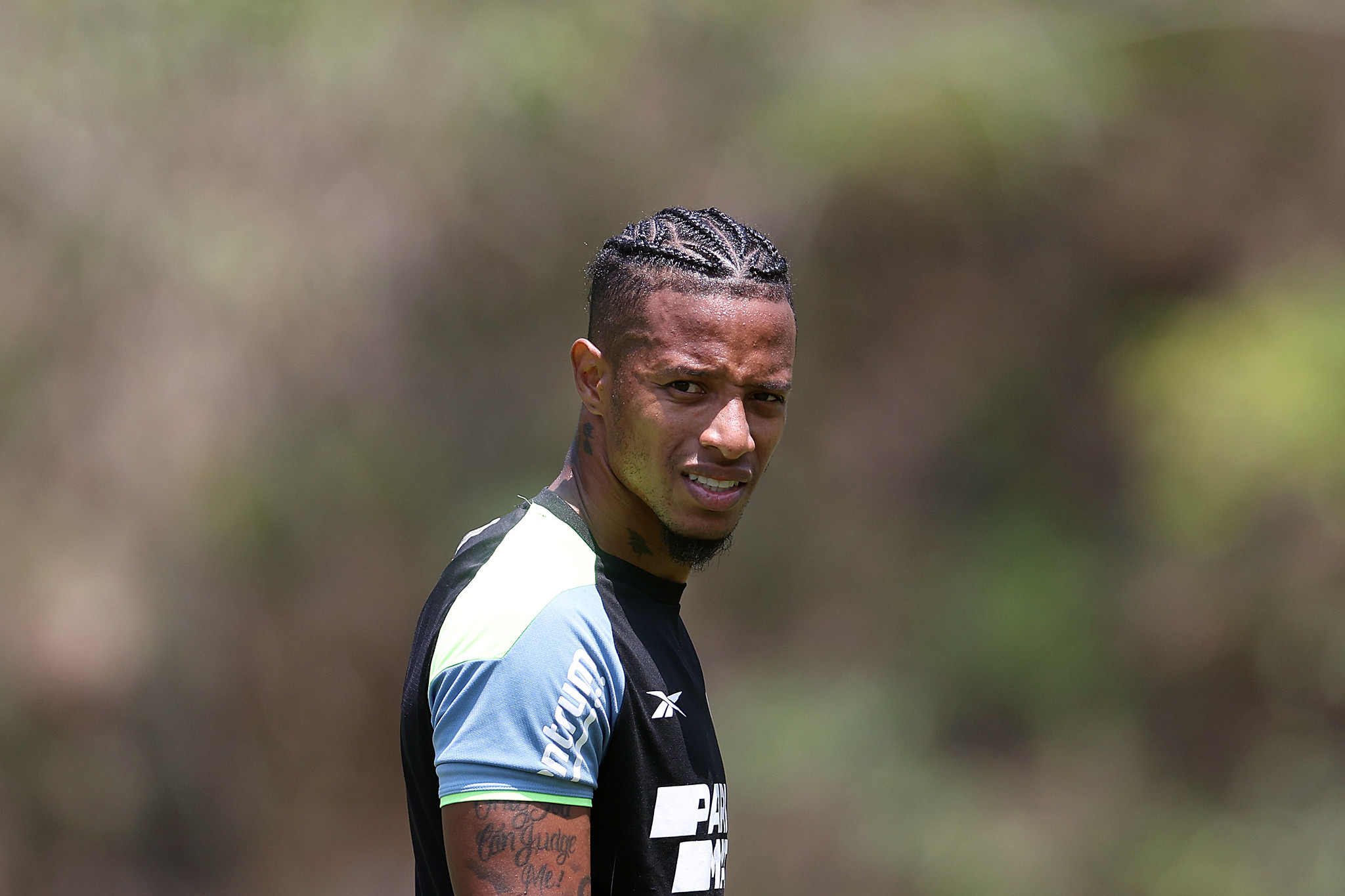 Tchê Tchê é um dos reforços do Vasco para a temporada