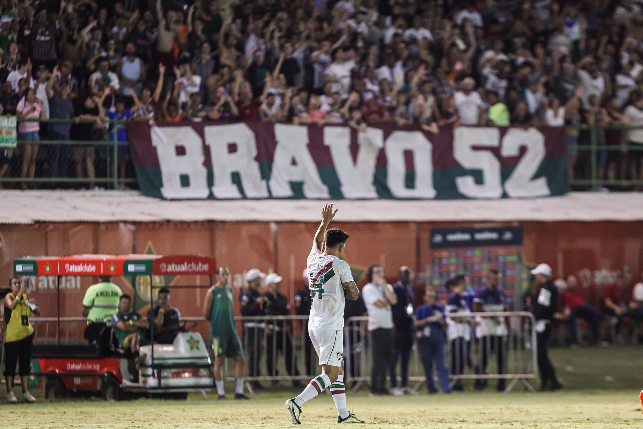 Germán Cano comemora um dos seus gols na vitória do Fluminense sobre a Portuguesa-RJ por 3 a 1, no Campeonato Carioca