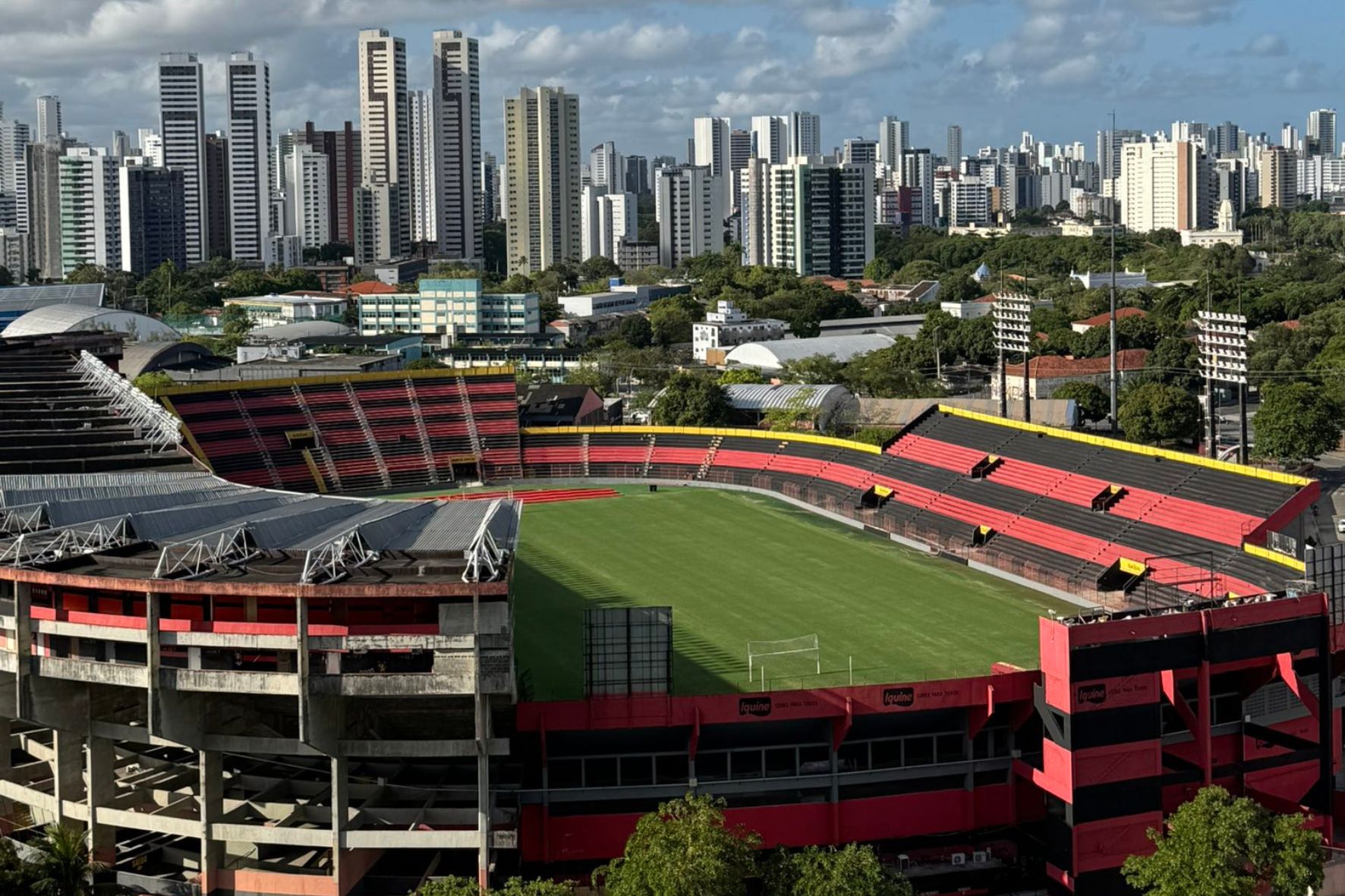 O Sport recebe o Decisão, nesta terça-feira (14), às 20h, na Ilha do Retiro, em jogo válido pelo Campeonato Pernambucano