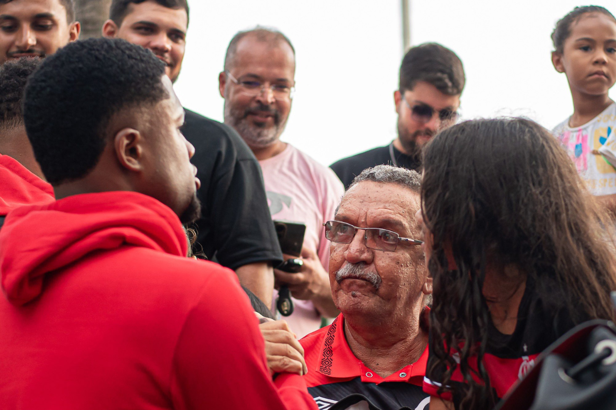 Flamengo desembarca no frio de Orlando