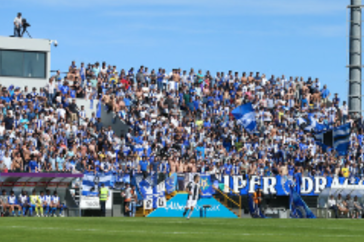 Nacional e Porto jogam nesta sexta-feira