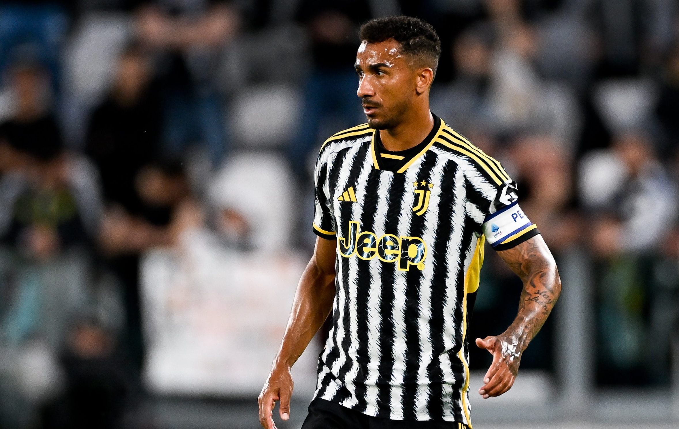 Danilo jogando pela Juventus