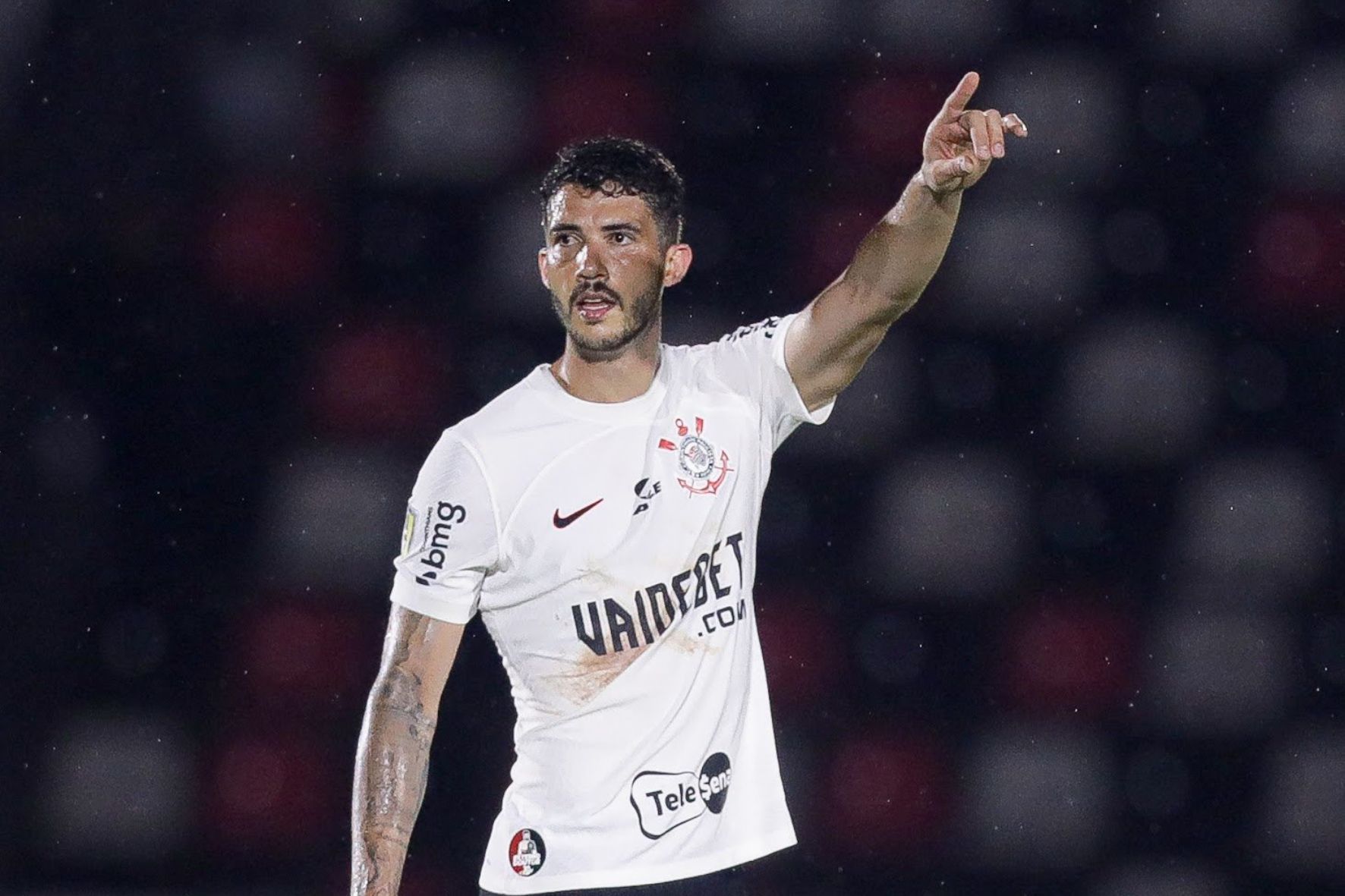 Gustavo Henrique terminou a temporada 2024 como titular do Corinthians