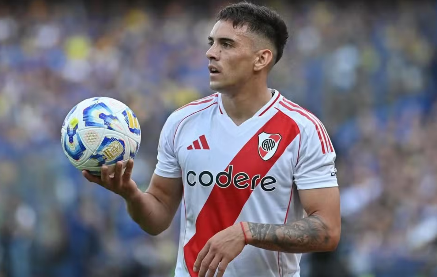 Enzo Díaz vai atuar pelo São Paulo