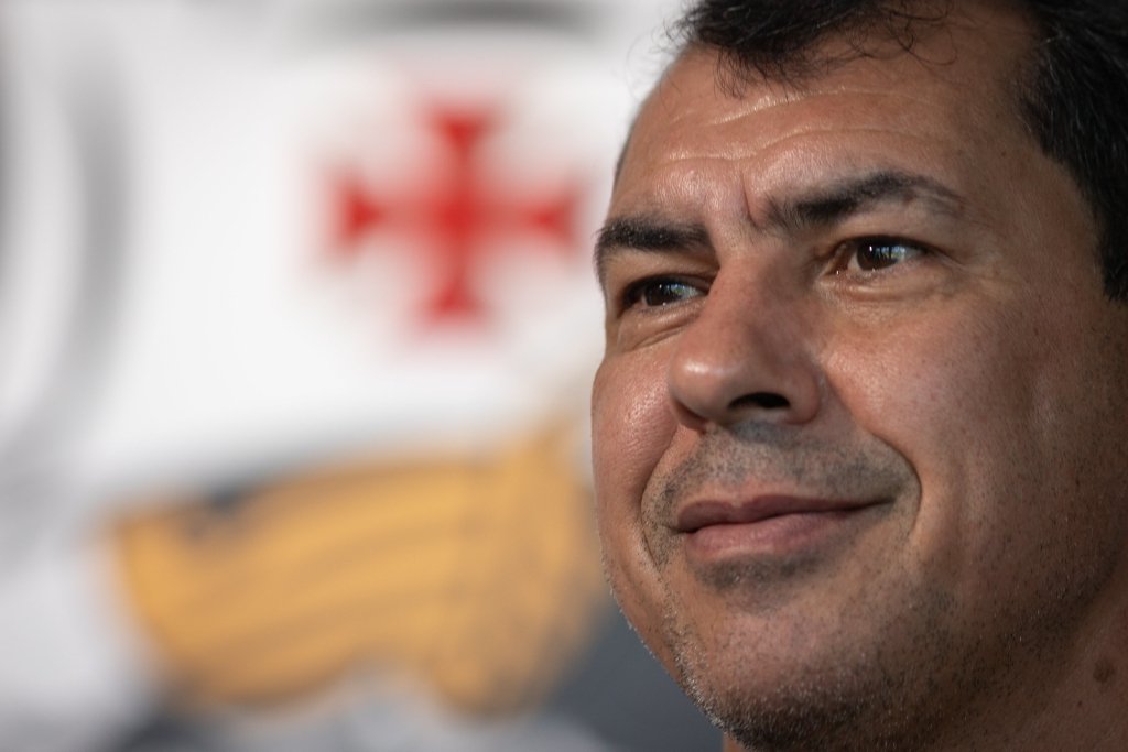 Fábio Carille sofre pressão no Vasco