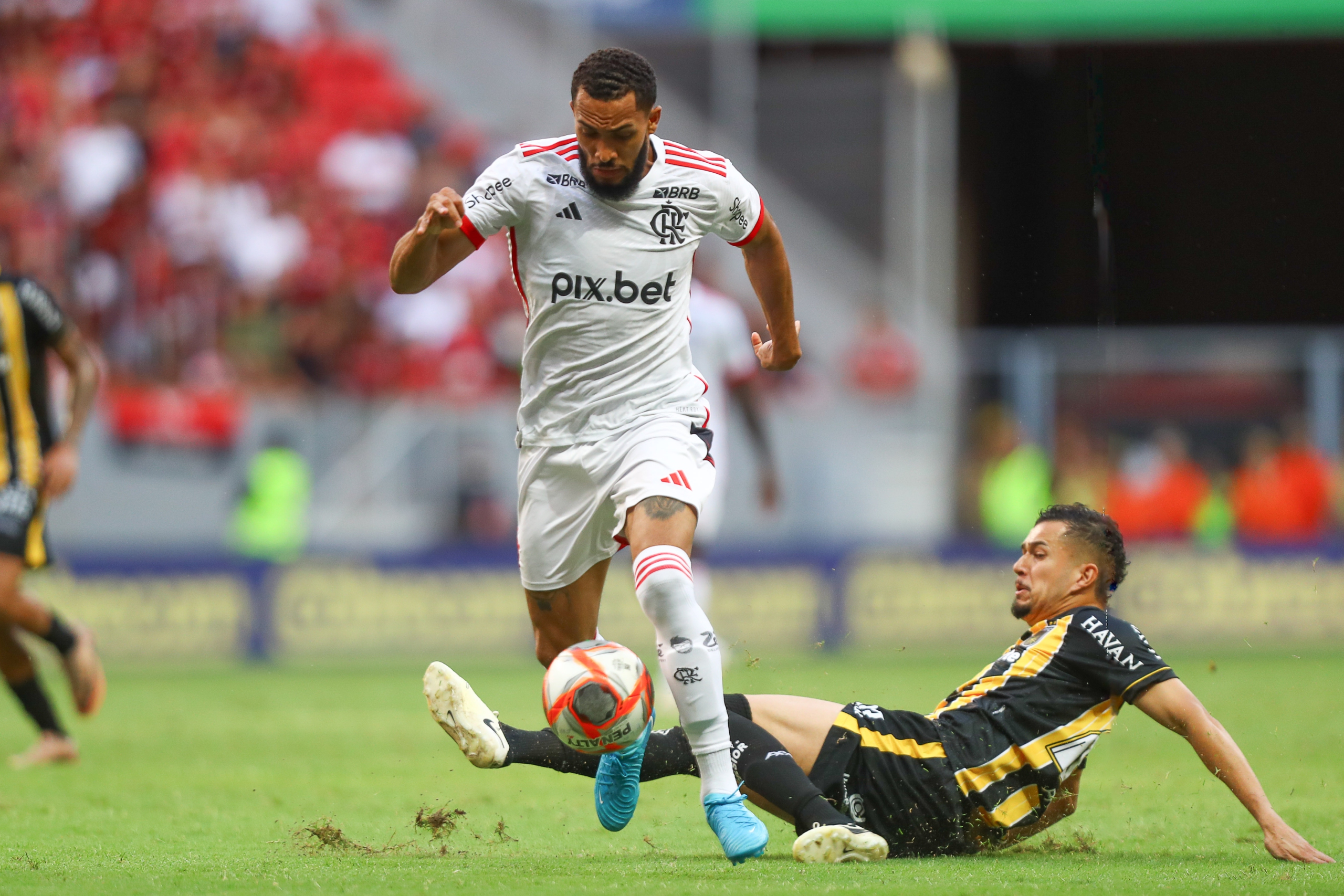 Juninho estreou contra o Volta Redonda