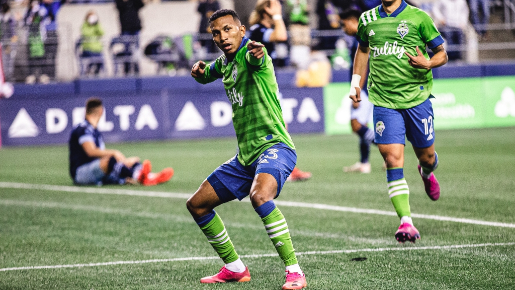 Léo Chú trocou de clube na MLS e vai jogar pelo FC Dallas