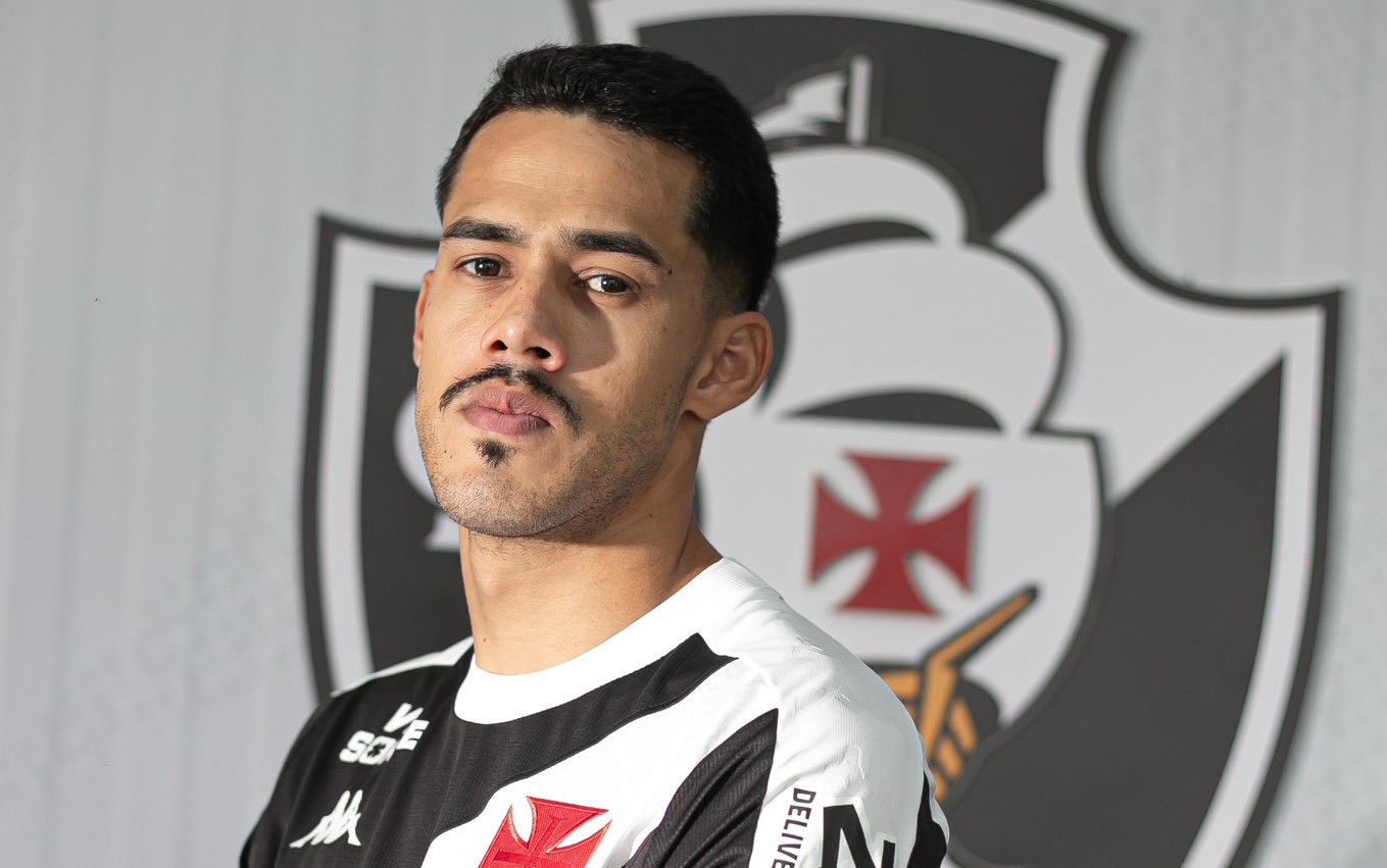 Lucas Oliveira foi confirmado como reforço do Vasco